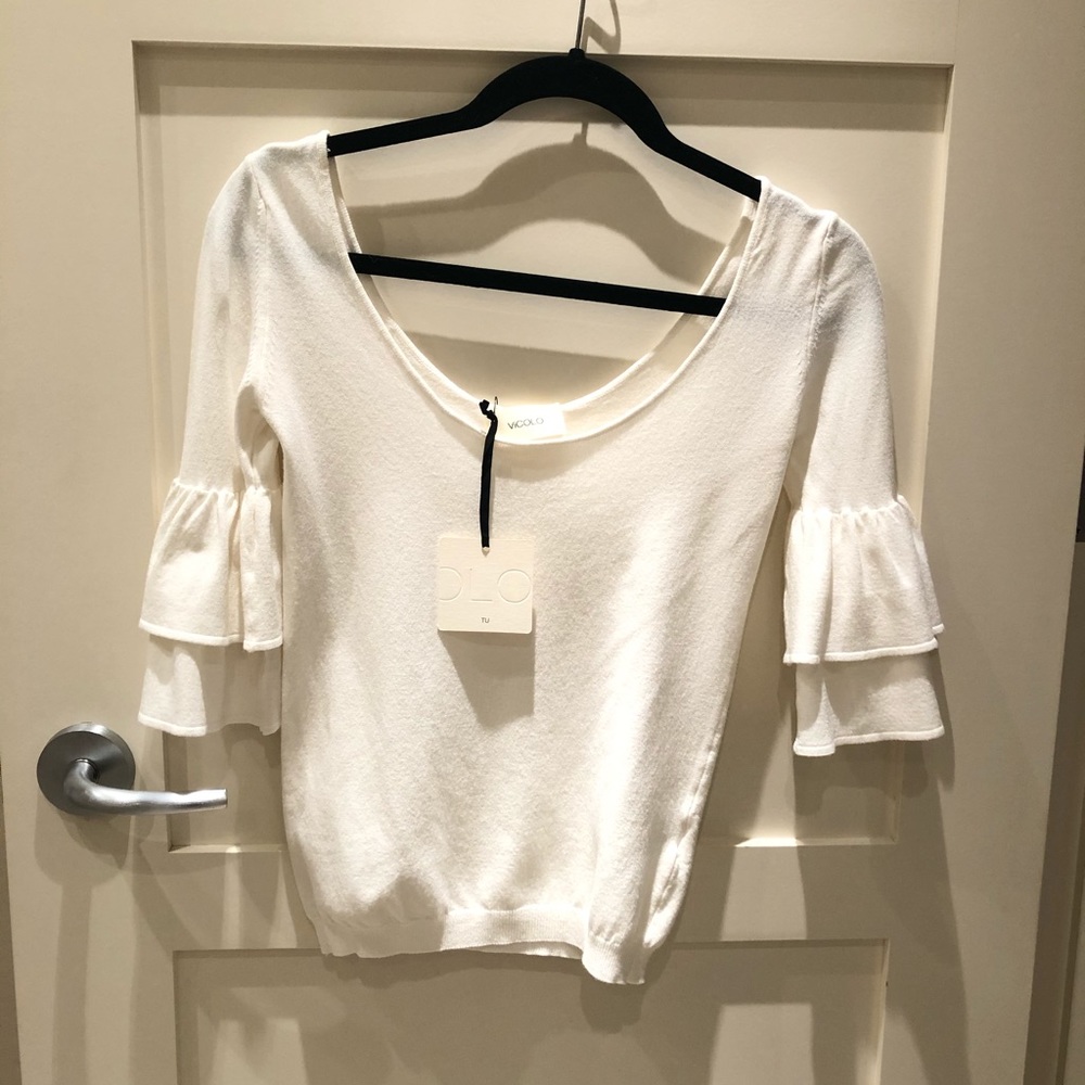White Vicolo Ruffle Sleeve Knit Top